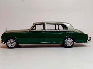 ROLLS-ROYCE PHANTOM VI KYOSHO 1:18 — фото 2