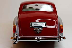 ROLLS-ROYCE PHANTOM VI KYOSHO 1:18 — фото 4