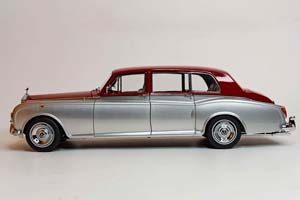 ROLLS-ROYCE PHANTOM VI KYOSHO 1:18 — фото 2