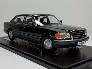 MERCEDES 560 SEL W126 S CLASS BLACK I-SCALE 1:18 — фото 7