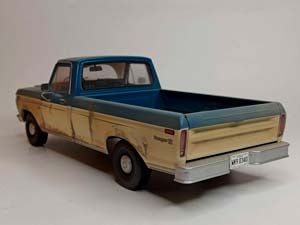 FORD F-100 ПИКАП 1973 GREENLIGHT 1:18 — фото 4