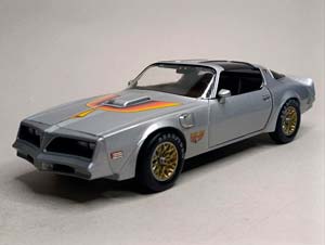 PONTIAC FIREBIRD TRANS AM 1977 GREENLIGHT 1:18