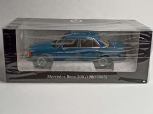 MERCEDES 200 W123 BLUE 1:18 NOREV — фото 10