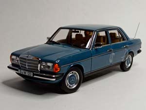 MERCEDES 200 W123 BLUE 1:18 NOREV