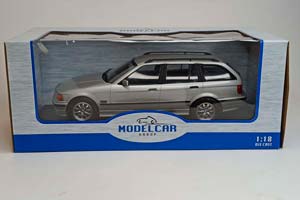 BMW 320I E36 TOURING SILVER 1:18 MCG — фото 10