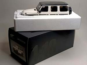 MERCEDES G63 AMG LIMITED 1:18 GT SPIRIT — фото 9