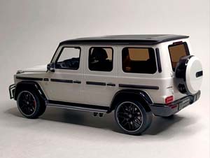 MERCEDES G63 AMG LIMITED 1:18 GT SPIRIT — фото 3