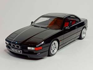 BMW 850 CSI (E31) BLACK STYLING 37" OTTOMOBILE 1:18 — фото 1