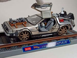 DELOREAN DMC 12 TIME MACHINE PART 3,1:18 — фото 2