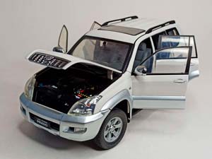TOYOTA LAND CRUISER PRADO 120 1:18 FAW — фото 2
