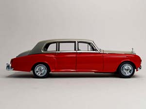 ROLLS-ROYCE PHANTOM VI KYOSHO 1:18 — фото 3
