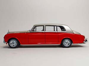 ROLLS-ROYCE PHANTOM VI KYOSHO 1:18 — фото 4