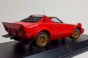 LANCIA STRATOS 1974 MINICHAMPS 1:18 — фото 5