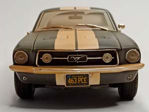 FORD MUSTANG 1967 GREENLIGHT 1:18 — фото 7