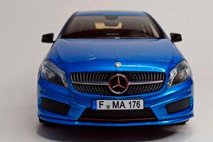 MERCEDES A 250 SPORT 1:18 NOREV HQ — фото 9