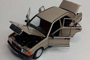 MERCEDES 190E W201 NOREV 1:18 — фото 2