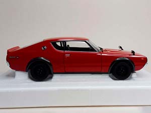 NISSAN SKYLINE 2000 GT-R (KPGC110) 1:18 AUTOART — фото 7