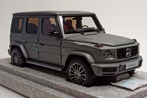 MERCEDES G-CLASS W463 DESIGNO PLATIN MAGNO 1:18 — фото 8