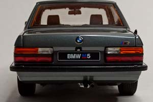 BMW E28 M5 DARK GREY 1987 AUTOART 1:18 (ОЧЕНЬ РЕДКАЯ МОДЕЛЬ!) — фото 5