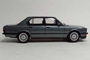 BMW E28 M5 DARK GREY 1987 AUTOART 1:18 (ОЧЕНЬ РЕДКАЯ МОДЕЛЬ!) — фото 9