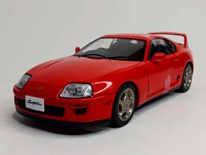TOYOTA SUPRA MK4 1993 RED 1:18 SOLIDO
