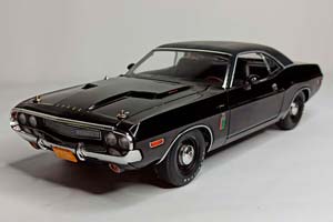 DODGE CHALLENGER R/T 426 HEMI 