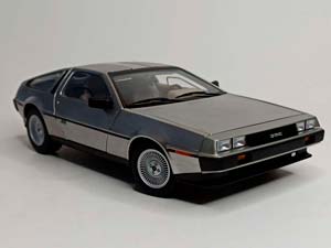 DELOREAN DMC12 SATIN FINISH 1:18 AUTOART — фото 5