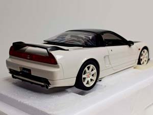 HONDA NSX-R (NA2) - 2019 AUTOART 1:18 — фото 6
