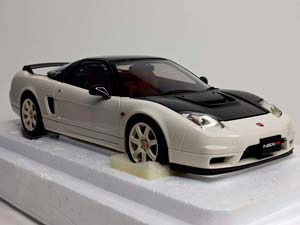 HONDA NSX-R (NA2) - 2019 AUTOART 1:18 — фото 7