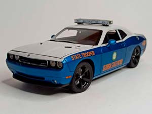 DODGE CHALLENGER 2010 STATE PATROL 1:18 GMP
