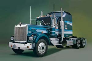 KENWORTH W900 TRUCK 1:18 ROAD KINGS — фото 9