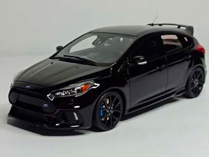FORD FOCUS RS MK3 1:18 OTTOMOBILE — фото 1