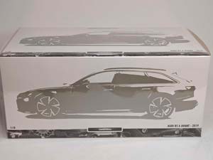 AUDI RS6 AVANT 2019 MINICHAMPS 1:18 — фото 10