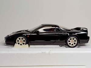 HONDA NSX-R (NA2) -2019 AUTOART 1:18 — фото 3