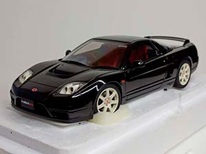 HONDA NSX-R (NA2) -2019 AUTOART 1:18