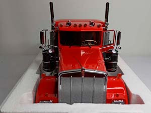 KENWORTH W900 TRUCK RED 1:18 ROAD KINGS — фото 7