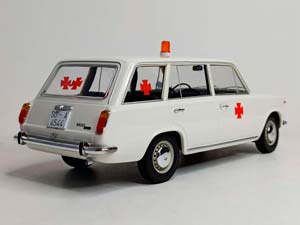 SEAT 124 (2102) AMBULANCE 1:18 — фото 5