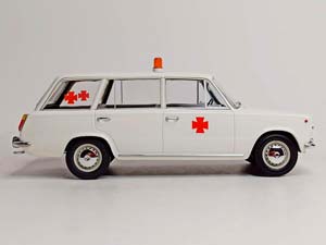 SEAT 124 (2102) AMBULANCE 1:18 — фото 6