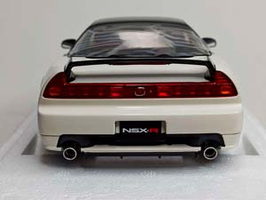 HONDA NSX-R (NA2) -2019 AUTOART 1:18 — фото 3