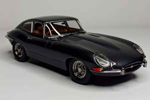 JAGUAR E-TYPE SERIES I 1961 RHD 1:18 KK SCALE — фото 5