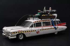CADILLAC GHOSTBUSTERS ECTO 1A 1959 HOT WHEELS 1:18