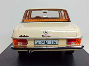 MERCEDES W114 W115 LONG 1970 WHITE 1:18 — фото 4