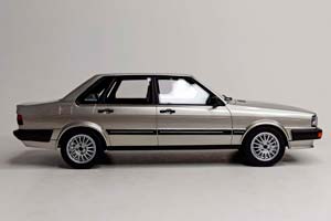 AUDI 80 (B2) QUATTRO 1:18 OTTO — фото 9