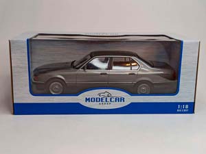 BMW 740I (E32) 7 SERIES 1:18 MCG — фото 9