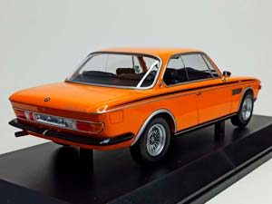 BMW 3,0 CSL 1971 MINICHAMPS 1:18 — фото 5