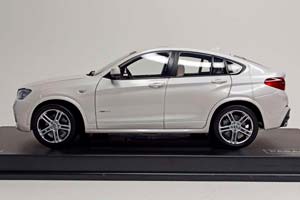 BMW X4 (F26) MINERAL WHITE 1:18 — фото 4