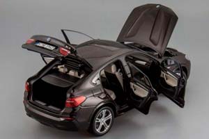 BMW X4 (F26) SPARKLING BROWN 1:18 — фото 3