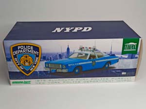 PLYMOUTH FURY NEW YORK POLICE 1975 GREENLIGHT 1:18 — фото 10