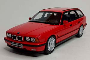 BMW M5 E34 TOURING RED 1:18 OTTOMOBILE — фото 1