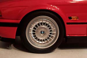 BMW M5 E34 TOURING RED 1:18 OTTOMOBILE — фото 2